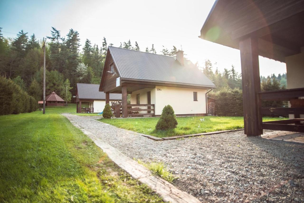 Domki Pod Lasem Lesko Exteriör bild