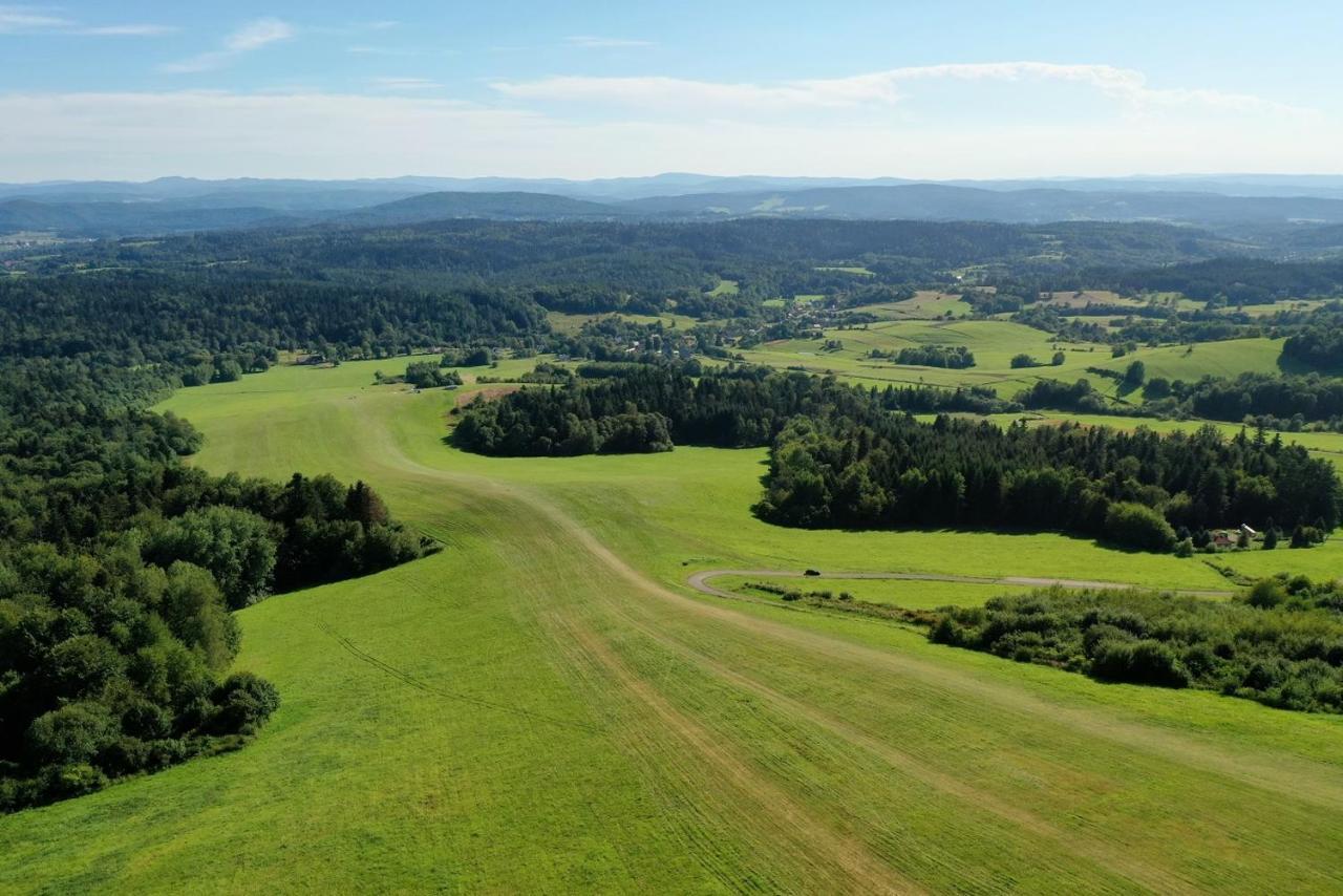Domki Pod Lasem Lesko Exteriör bild