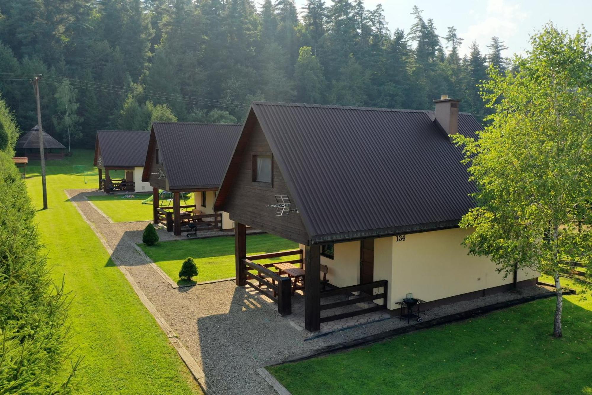 Domki Pod Lasem Lesko Exteriör bild